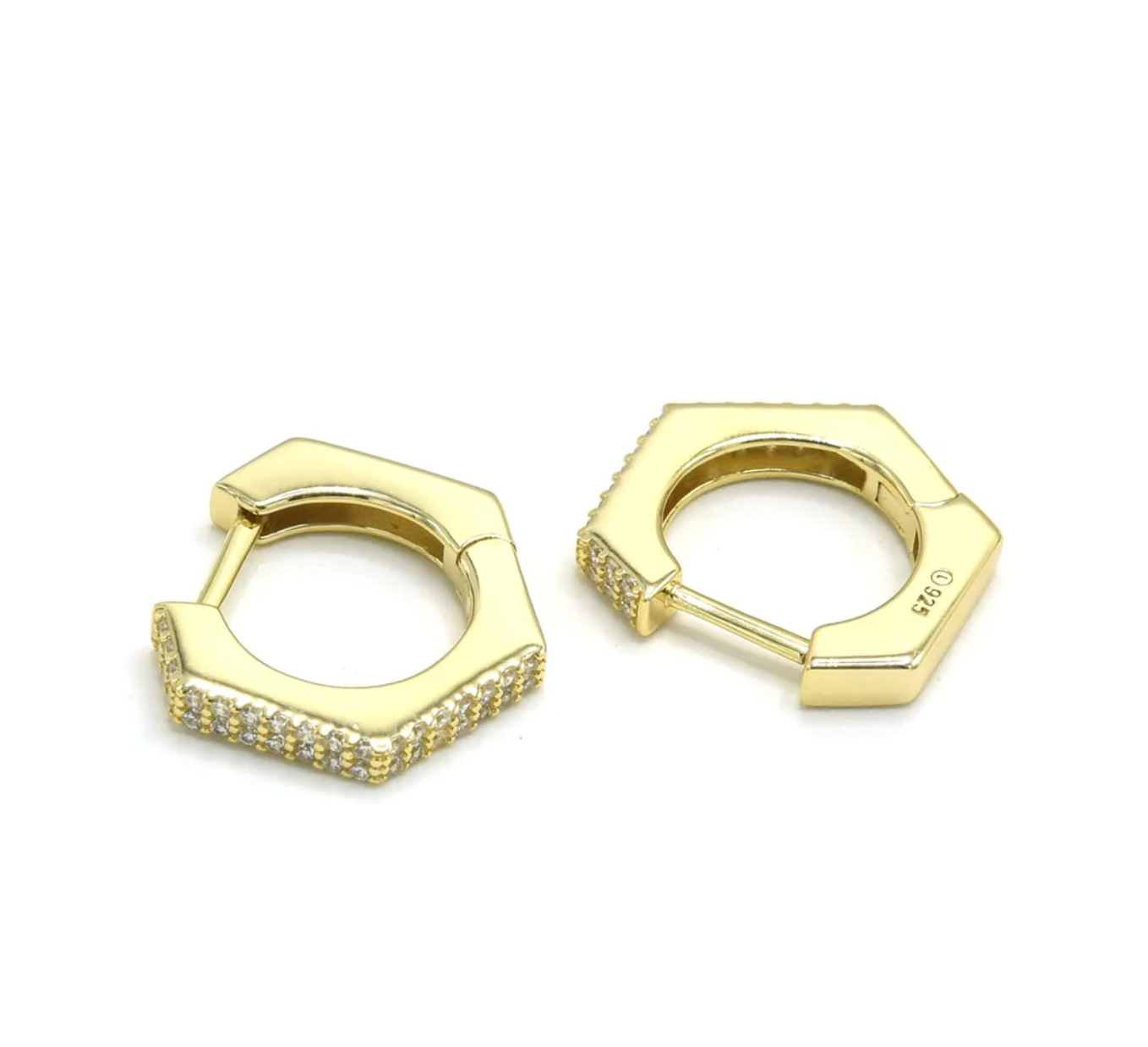 Aretes argolla hexagonal con zirconia dorada
