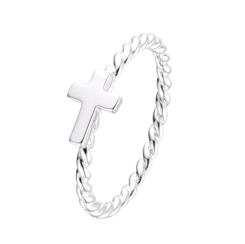 Anillo plateado en baguette y curz
