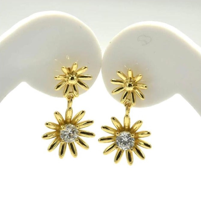 Aretes de flor doble dorado