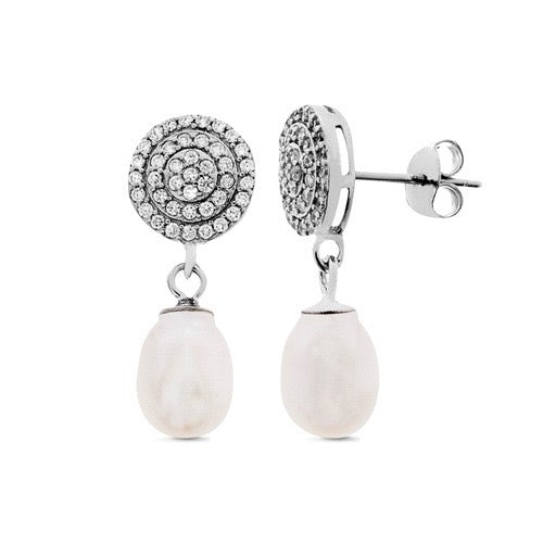 Arete de círculo zirconia y perla colgante plateada
